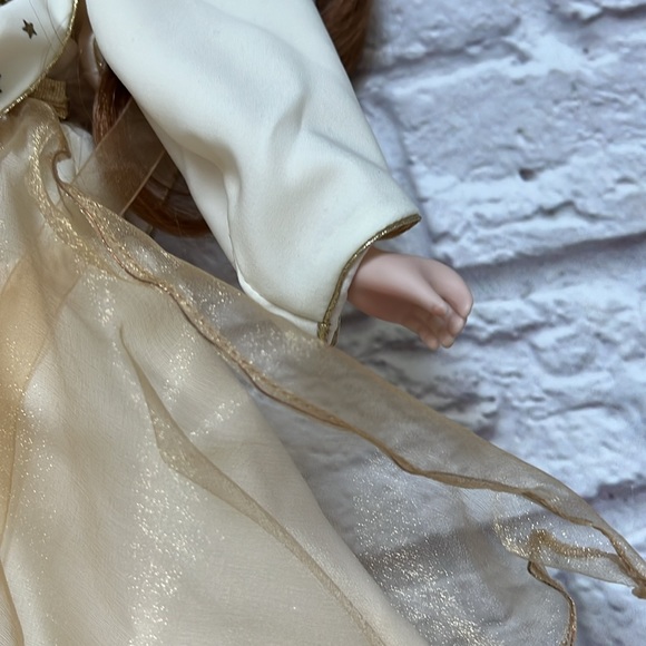 Vintage porcelain angel doll with feather wings - Picture 4 of 11